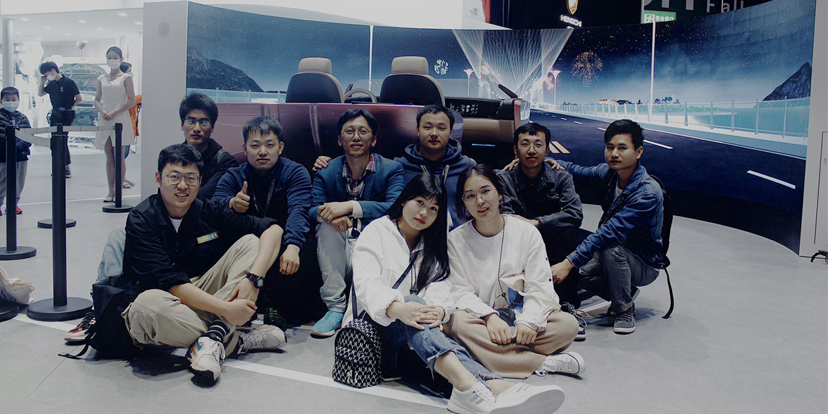 Core members of facecar team of Hengchi cab project